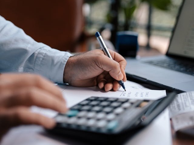 Zdjęcie artykułu Informacja o trwających naborze wniosków o zawarcie umowy dotyczącej refundacji kosztów wyposażenia lub doposażenia stanowiska pracy.